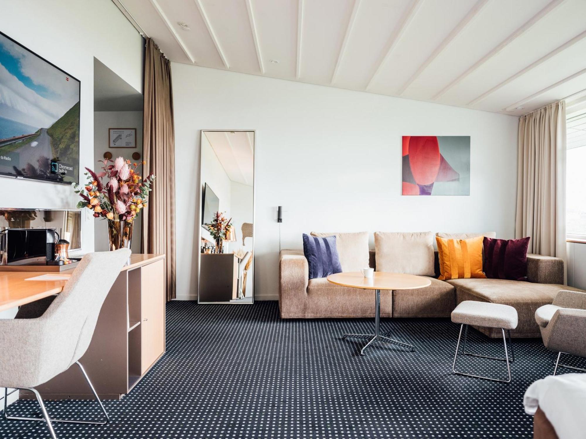 Hotel Foroyar Torshavn Exterior photo